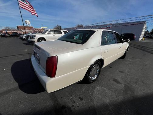 2002 Cadillac DeVille DHS