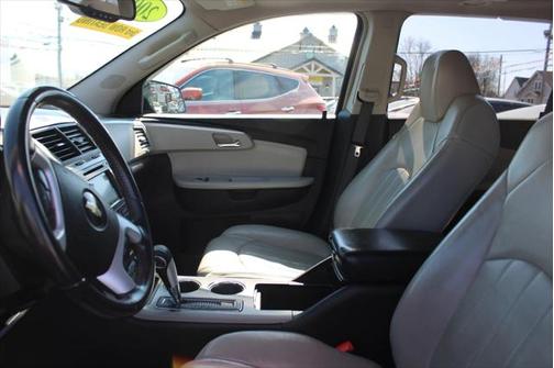 2009 Chevrolet Traverse LTZ