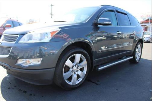 2009 Chevrolet Traverse LTZ