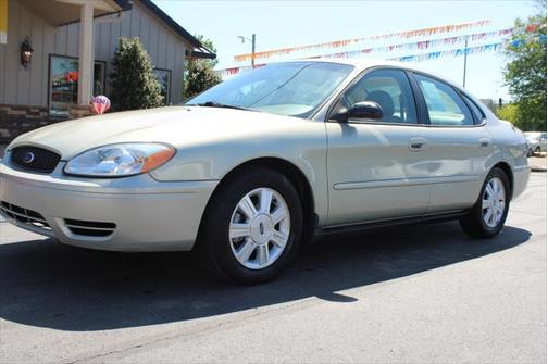 2005 Ford Taurus SEL