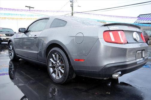2011 Ford Mustang V6 Premium