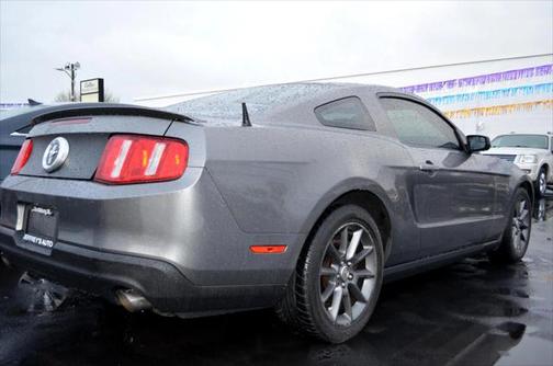 2011 Ford Mustang V6 Premium