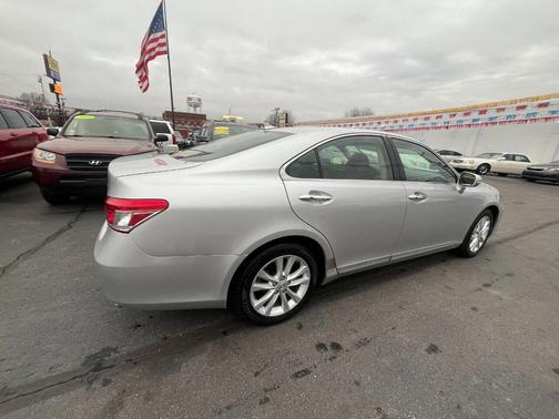 2011 Lexus ES 350 Base