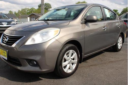 2012 Nissan Versa 1.6 S