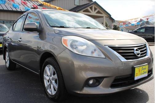 2012 Nissan Versa 1.6 S