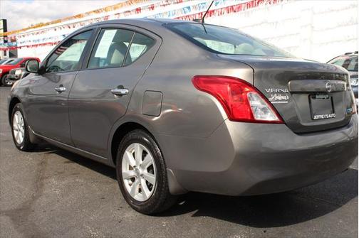 2012 Nissan Versa 1.6 S