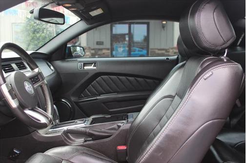 2014 Ford Mustang V6 Premium