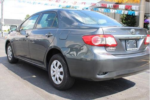 2011 Toyota Corolla LE