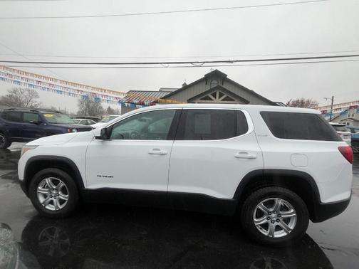 2019 GMC Acadia SLE-1