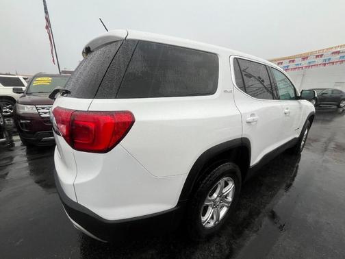 2019 GMC Acadia SLE-1