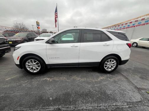 2024 Chevrolet Equinox LS