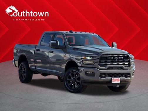 Black Clearcoat 2026 RAM 2500 Big Horn Crew Cab 4x4 6'4' Box