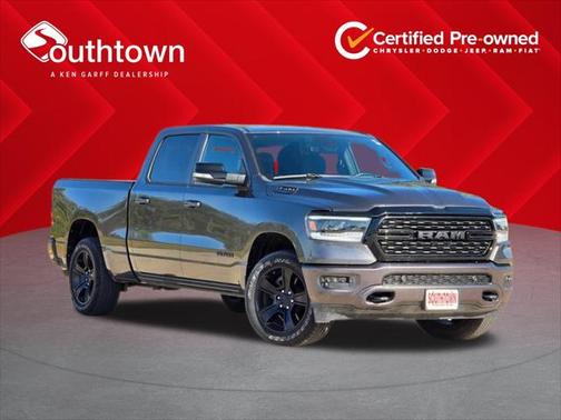 2022 RAM 1500 Big Horn Crew Cab 4x4 64' Box
