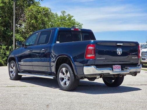 Patriot Blue Pearlcoat 2021 RAM 1500 Laramie