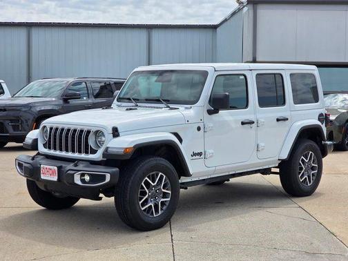 Bright White Clearcoat 2025 Jeep Wrangler 4-Door Sahara 4x4