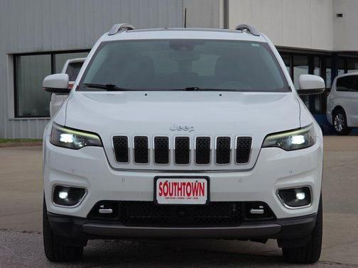 Bright White Clearcoat 2021 Jeep Cherokee Limited
