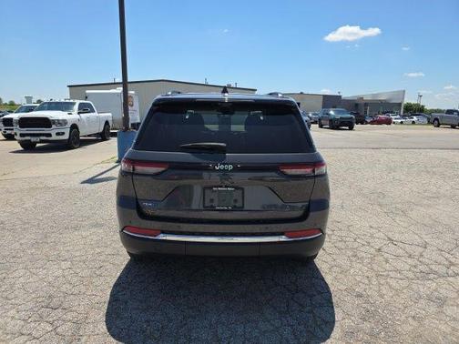 Baltic Gray Metallic Clearcoat 2022 Jeep Grand Cherokee 4xe Base