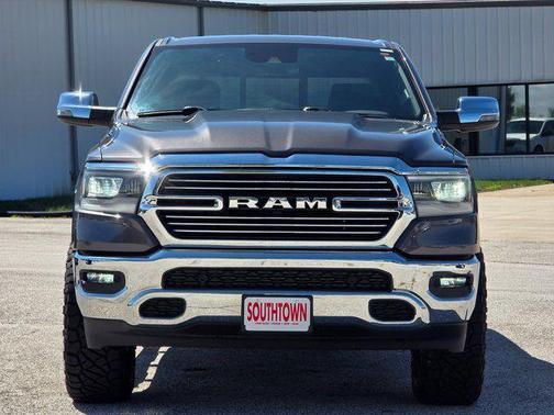 2024 RAM 1500 Laramie Crew Cab 4x4 57' Box