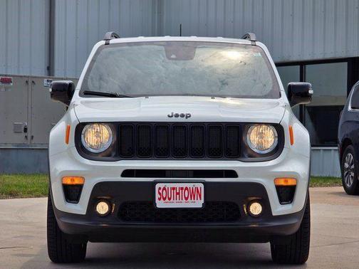 2022 Jeep Renegade Altitude 4x4