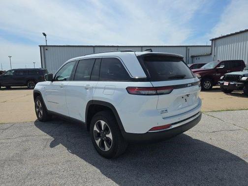 Bright White Clearcoat 2022 Jeep Grand Cherokee 4xe Base