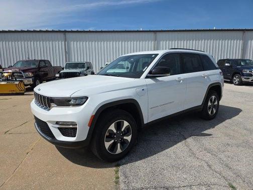 Bright White Clearcoat 2022 Jeep Grand Cherokee 4xe Base