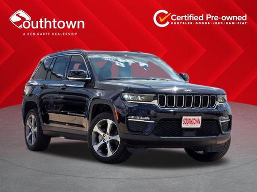 Diamond Black Crystal Pearlcoat 2023 Jeep Grand Cherokee Limited