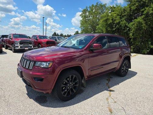 Velvet Red Pearlcoat 2018 Jeep Grand Cherokee Altitude