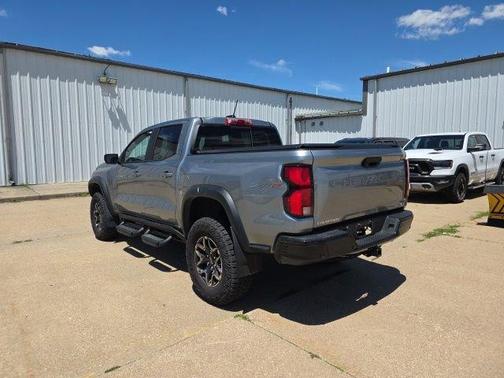 Sterling Gray Metallic 2024 Chevrolet Colorado ZR2