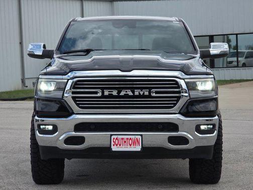 2024 RAM 1500 Laramie Crew Cab 4x4 57' Box
