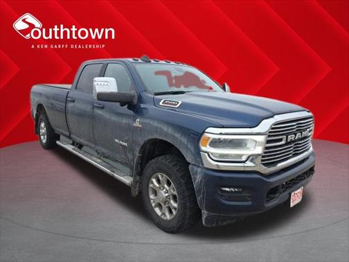 2024 RAM 3500 Laramie Crew Cab 4x4 8 Box