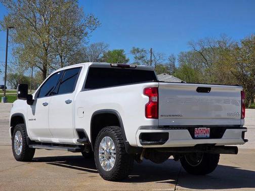 Iridescent Pearl Tricoat 2021 Chevrolet Silverado 2500 High Country