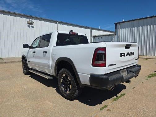 Bright White Clearcoat 2022 RAM 1500 Rebel