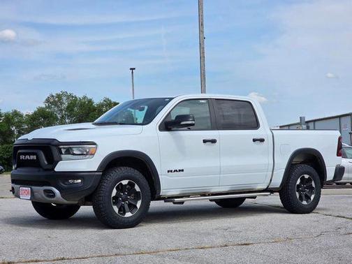 Bright White Clearcoat 2022 RAM 1500 Rebel