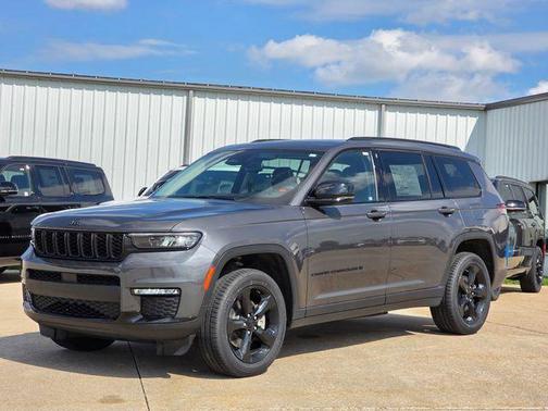 Baltic Gray Metallic Clearcoat 2023 Jeep Grand Cherokee L Limited