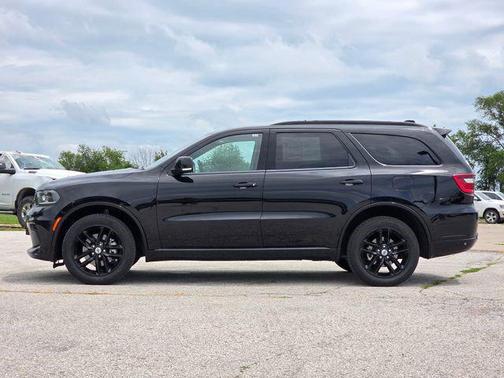 DB Black Clearcoat 2024 Dodge Durango GT Plus