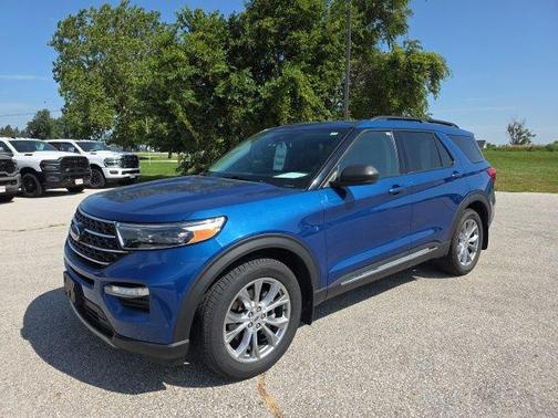 Atlas Blue Metallic 2020 Ford Explorer XLT