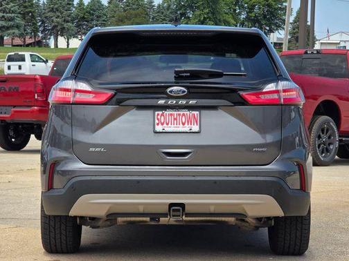 Carbonized Gray Metallic 2023 Ford Edge SEL