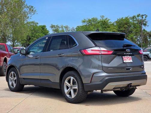 Carbonized Gray Metallic 2023 Ford Edge SEL