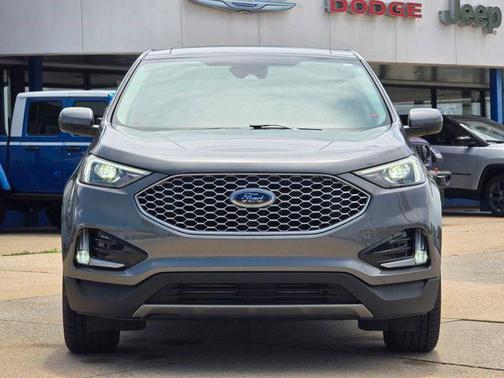 Carbonized Gray Metallic 2023 Ford Edge SEL
