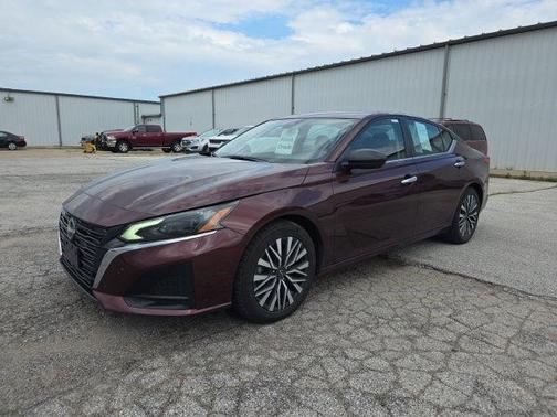 Garnet Pearl Metallic 2024 Nissan Altima 2.5 SV