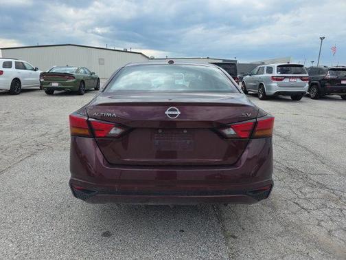Garnet Pearl Metallic 2024 Nissan Altima 2.5 SV