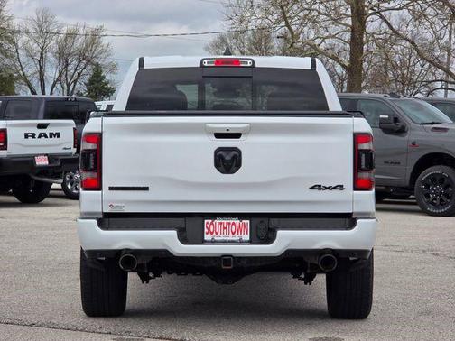Bright White Clearcoat 2021 RAM 1500 Big Horn/Lone Star