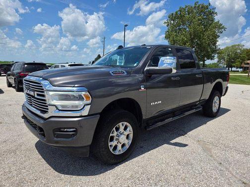 2024 RAM 2500 Laramie Crew Cab 4x4 64' Box