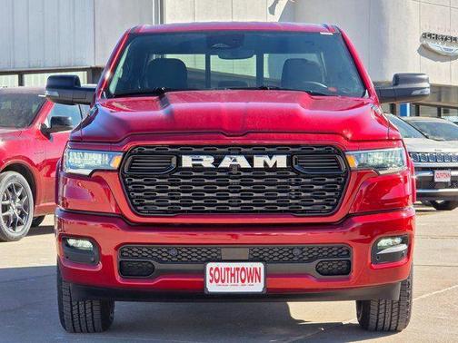 Molten Red Pearlcoat 2026 RAM 1500 Big Horn/Lone Star