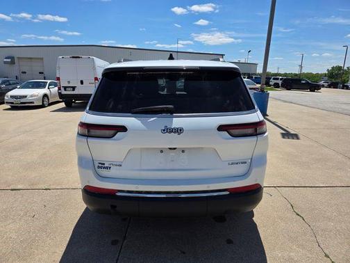 Bright White Clearcoat 2021 Jeep Grand Cherokee L Limited