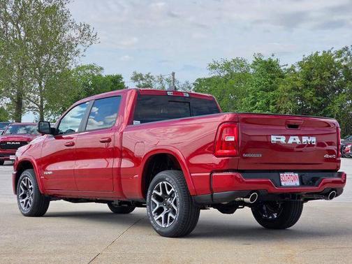Molten Red Pearlcoat 2026 RAM 1500 Laramie