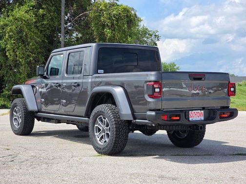Granite Crystal Metallic Clearcoat 2026 Jeep Gladiator Mojave X 4x4