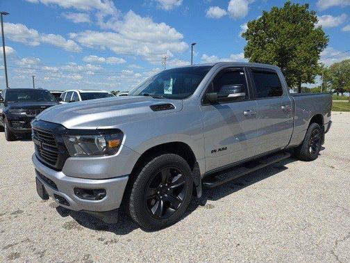 2021 RAM 1500 Big Horn Crew Cab 4x4 64' Box