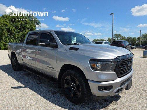 2021 RAM 1500 Big Horn Crew Cab 4x4 64' Box