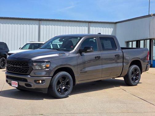 Granite Crystal Metallic Clearcoat 2023 RAM 1500 Big Horn/Lone Star